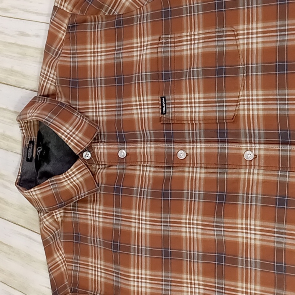Volcom Modern Fit Button Up Plaid Shirt Men's Size L